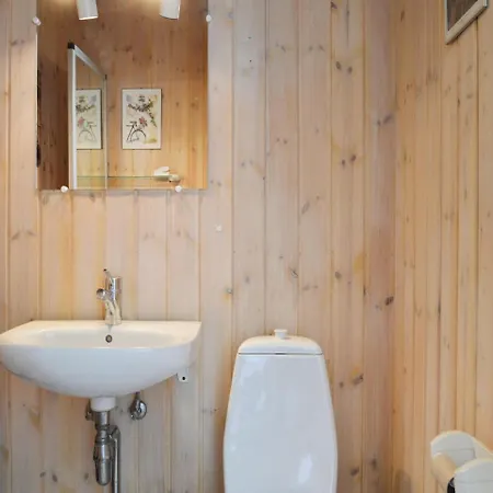 Four-bedroom Holiday In Сasa de vacaciones *